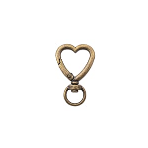 AC4105 Karabinhjerte 43mm Antikkgull 1344