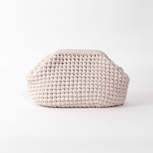 OPP125 Gratis oppskrift ved kjøp av Tubegarn 4mm - Ella Clutch